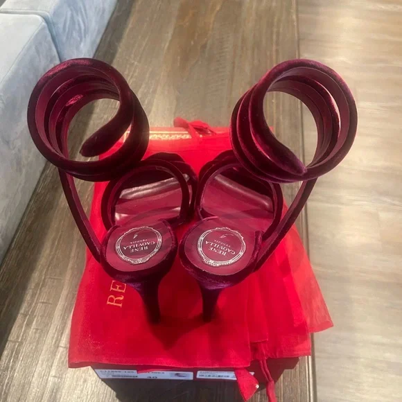 Rene Caovilla's Velvet Cleo sandals - Picture 7 of 9